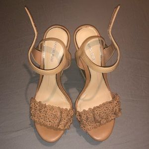 Gianni Bini Wedges